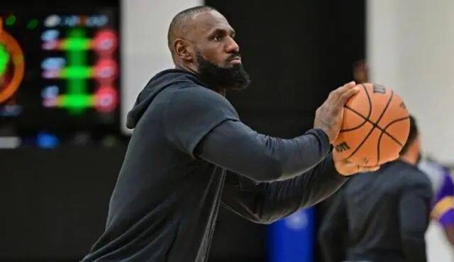 皇冠信用網会员开户申请
_詹姆斯恢复训练获官方批准皇冠信用網会员开户申请
，湖人跟队辟谣其离队传言：其他球队故意散布